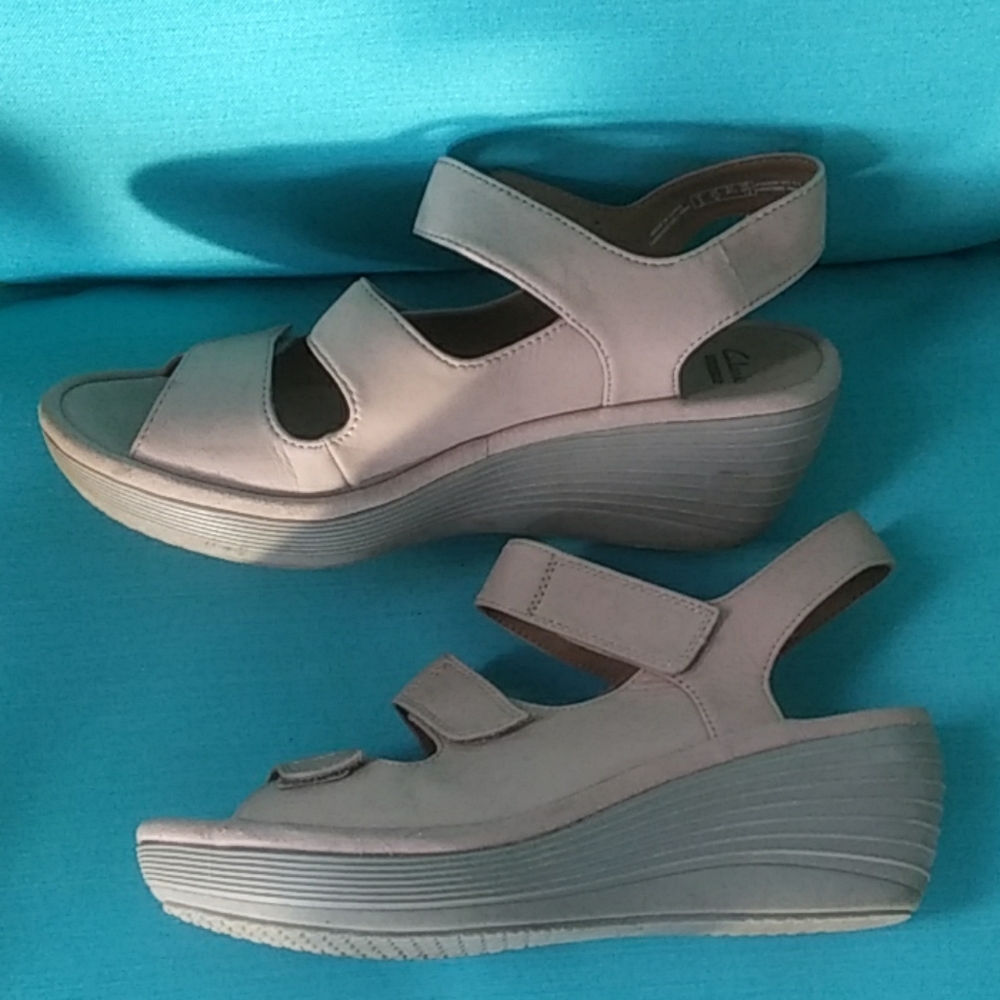 Clarks Collection Soft Cushion Wedge 8.5